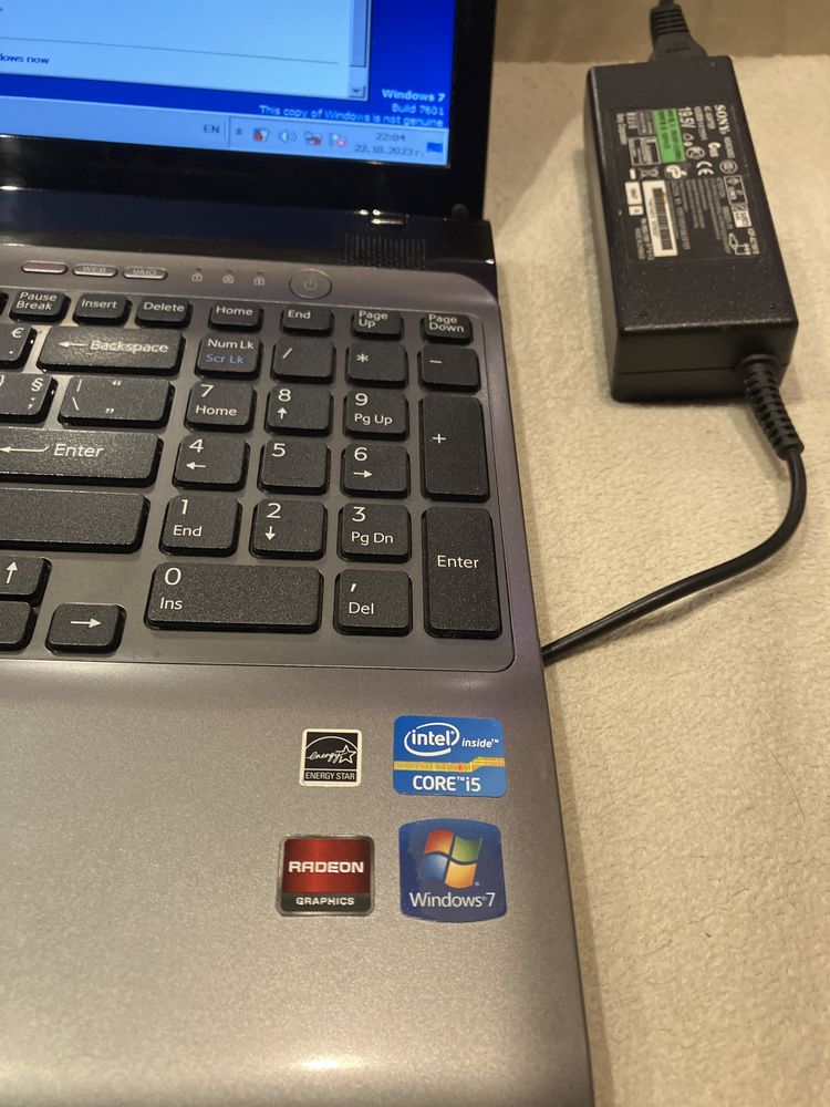 Лаптоп SONY VAIO  model SVE151C11M