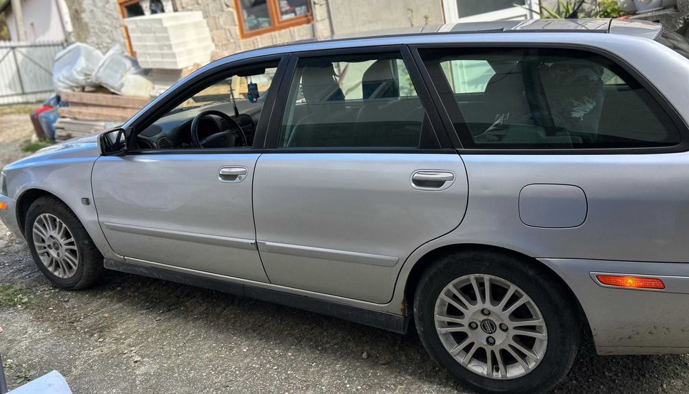 VOLVO V40, 1.9 D