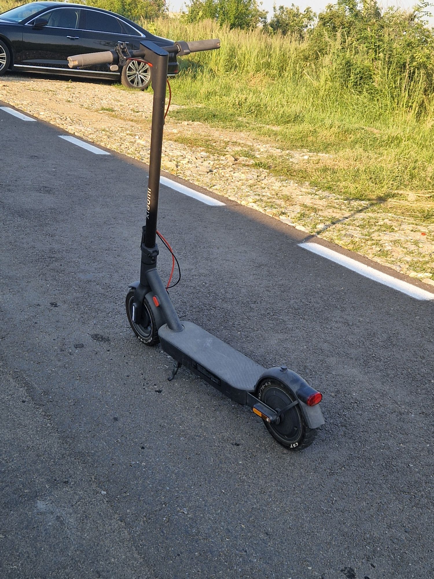 Trotineta electrica xiaomi 4 pro 2 generație