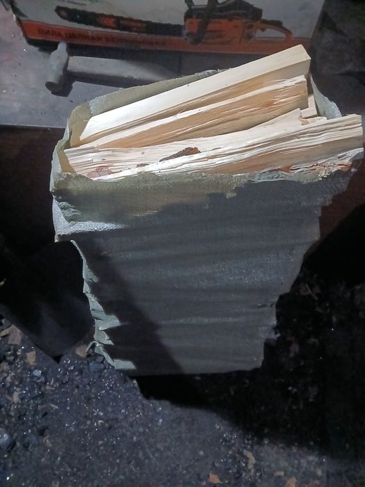 Дрова кубами и в Мешках.