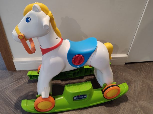 Лошадка Chicco для детей