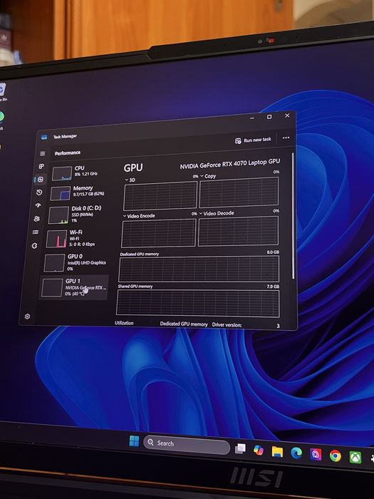 MSI Stealth 16 Studio A13V - RTX 4070, i7 13th Gen, 16GB DDR5