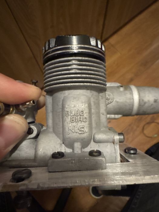 Motor nitro aeromodel Blue Bird N.S.