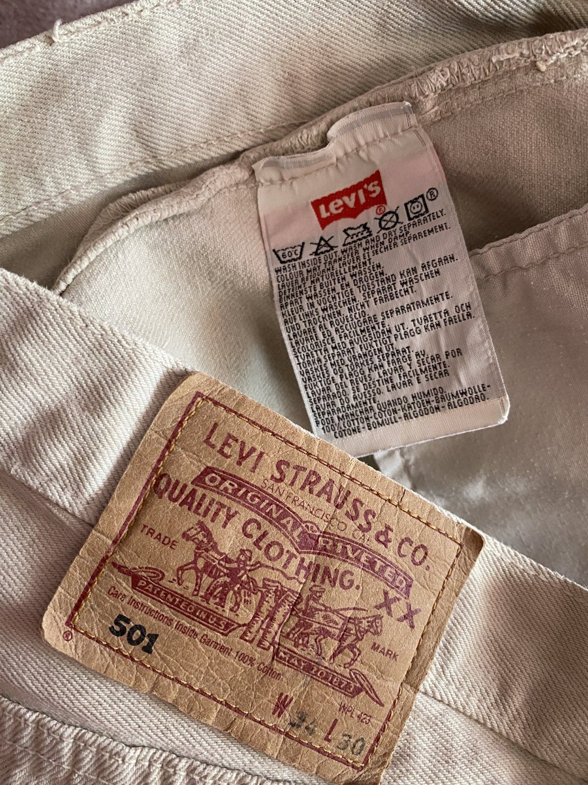 Levi's 501 32 слонова кост, бежови