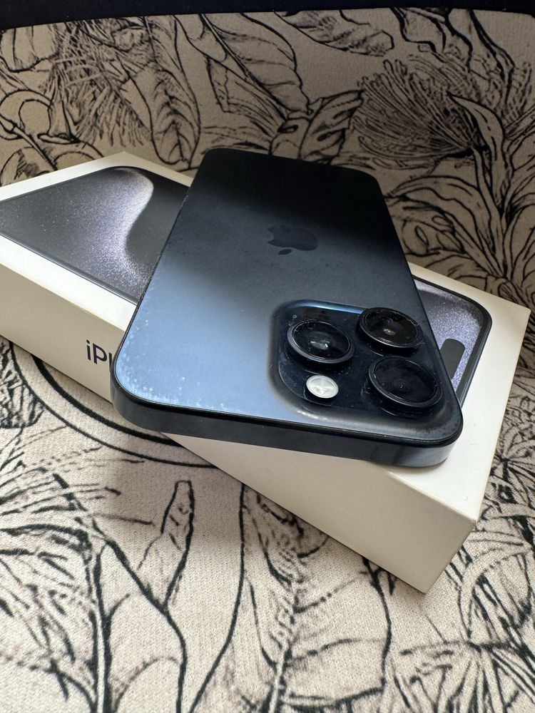 iPhone 15 Pro Max 256gb - отличен, комплект