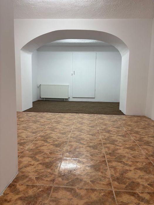 Ofer spre inchiriere