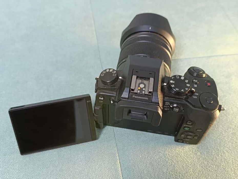 Panasonic Lumix G7 Mirrorless Camera 16.0MP cu obiectiv 12-60mm