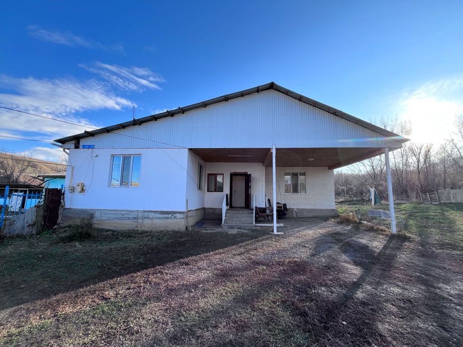 село Кастек, Алмаатинская область, Жамбулський район.