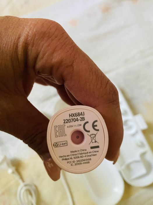 Четка за зъби Philips sonicare 5100