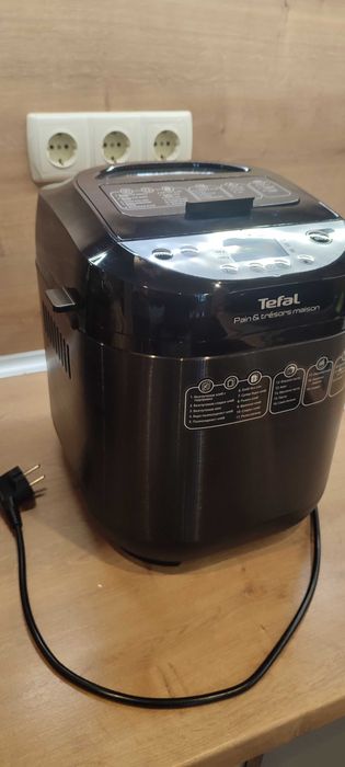 Хлебопекарна Tefal