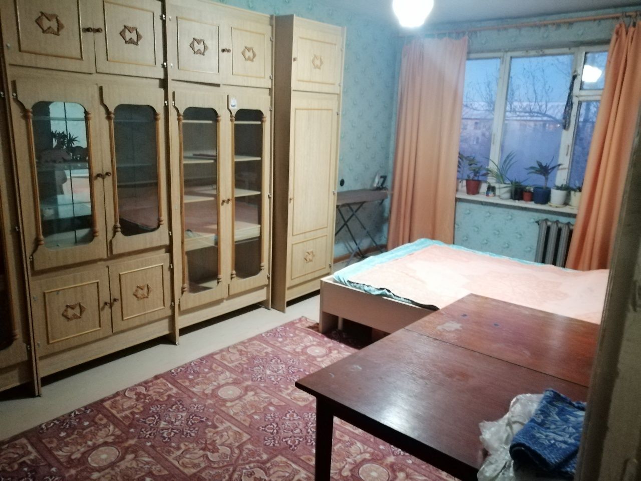 Продам  3х комнатную квартиру, район маг. Айгуль