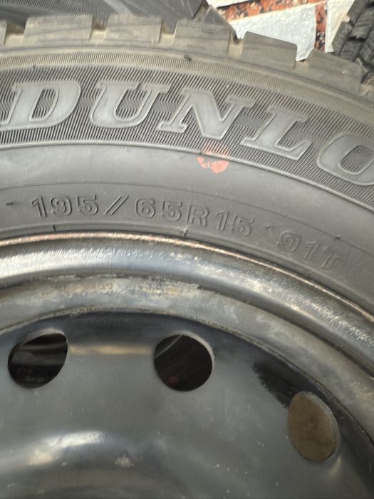 Продаю DUNLOP R15 195/65
