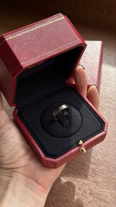 Кольцо Cartier love