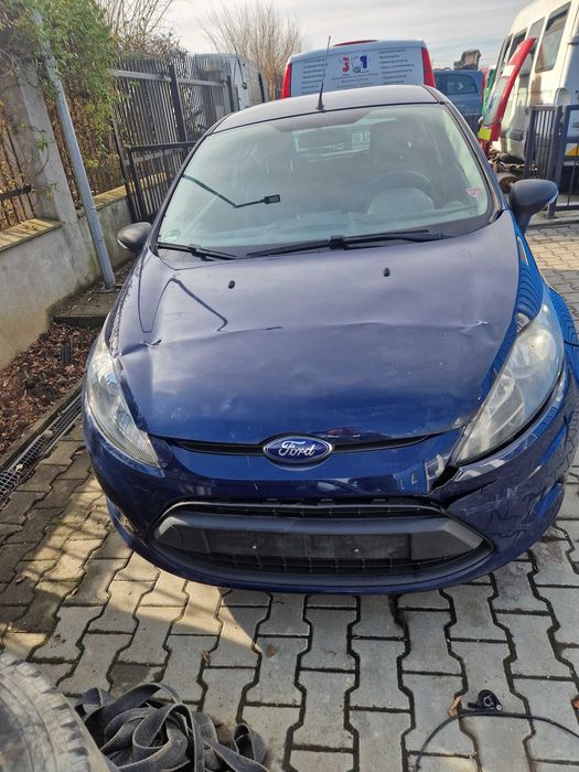 Ford Fiesta avariat 2012