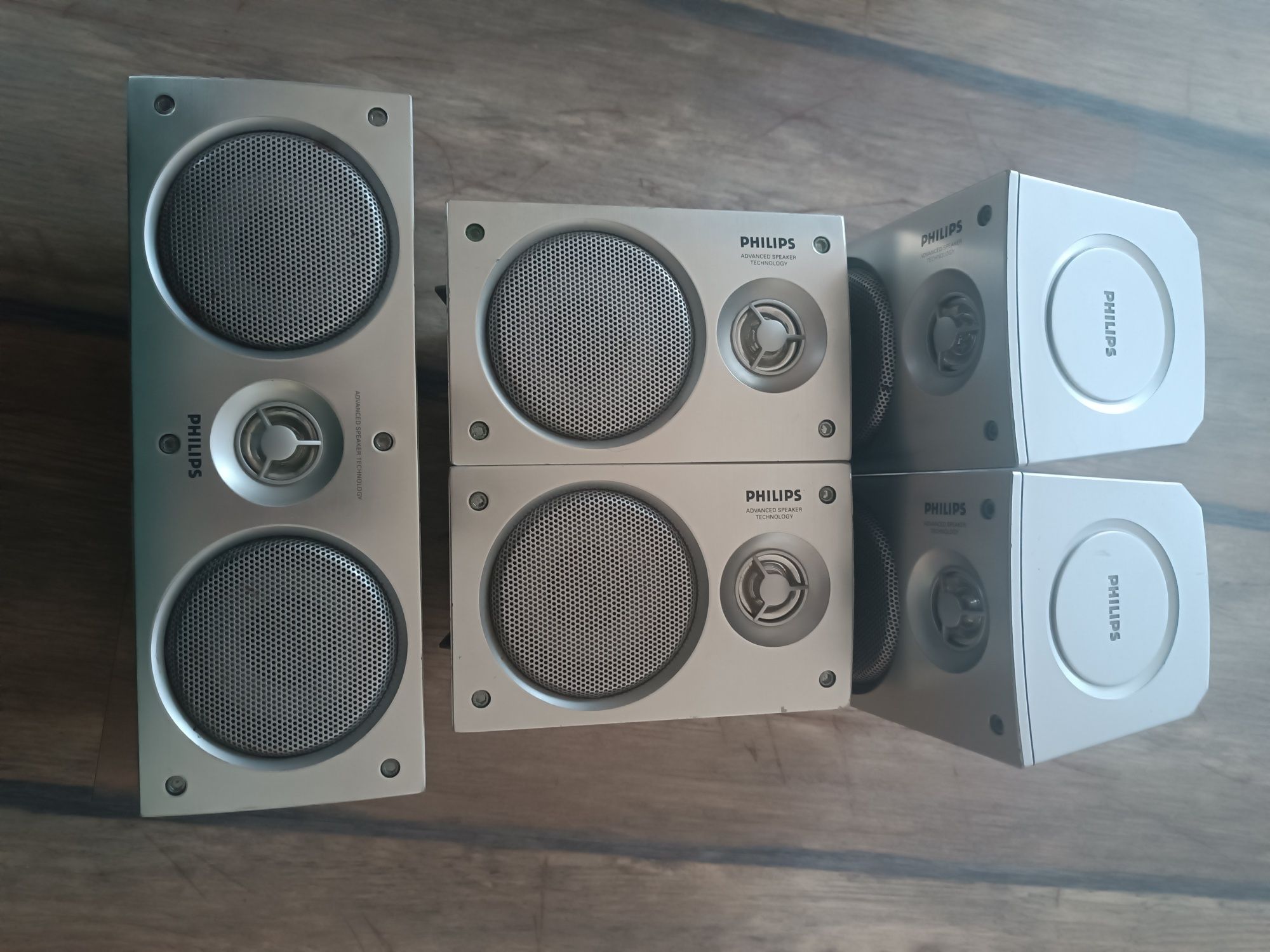 Продавам аудио система Philips MX 3800D