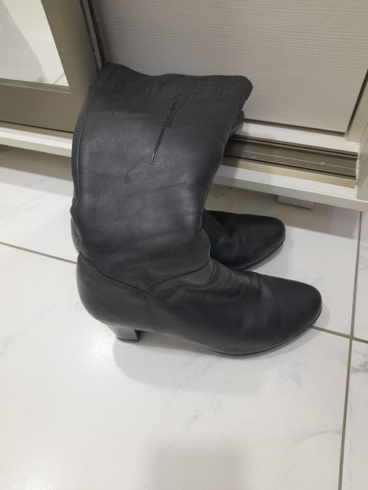 Продам зимние сапоги