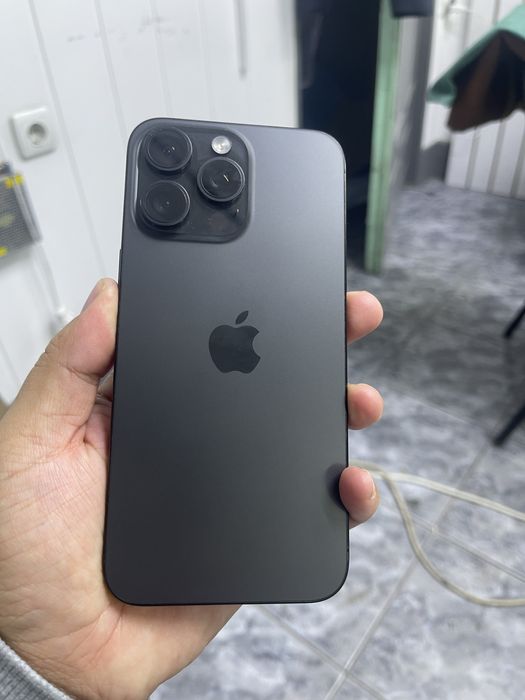 Iphone 15 pro max 1024 EAC