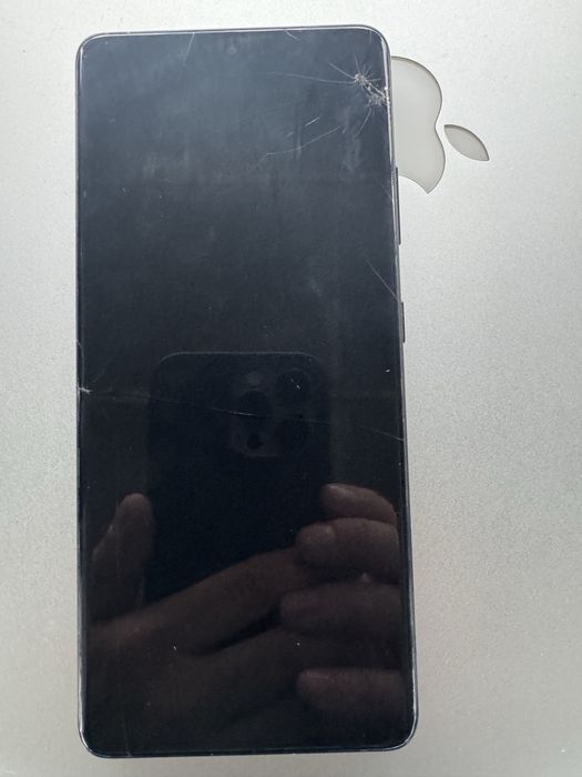 Samsung Galaxy S21 Ultra 5 G 12 GB Ram fisurat nu afecteza Dual sim