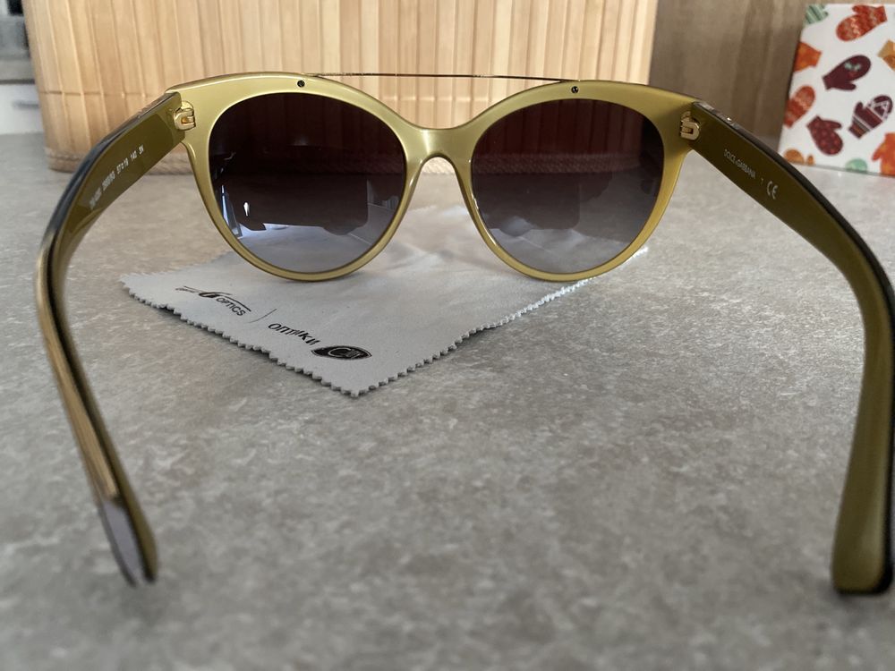 Слънчеви очила Dolce & Gabbana КАТО НОВИ