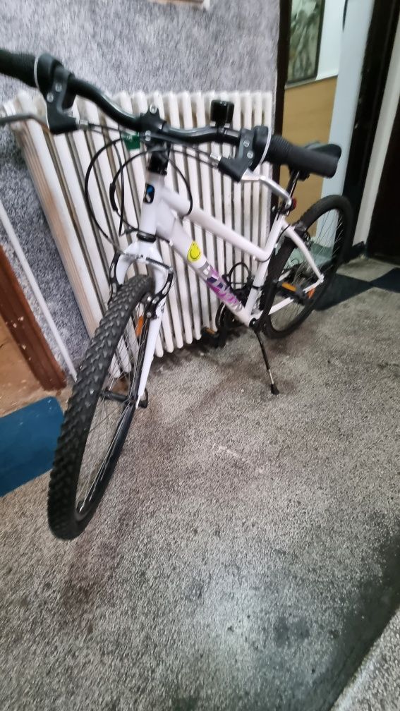 De vanzare Bicicletă B'twin26'