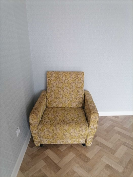 Продам советское кресло бу