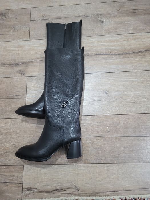 Сапоги  зимний новый