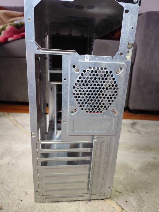 Carcasa pc cu DvD RW LG+cooler