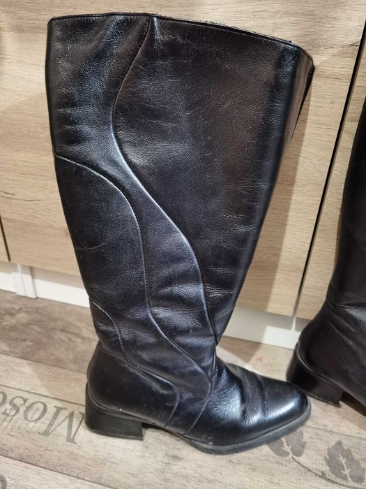 Дамски ботуши 37 номер дебели отвътре