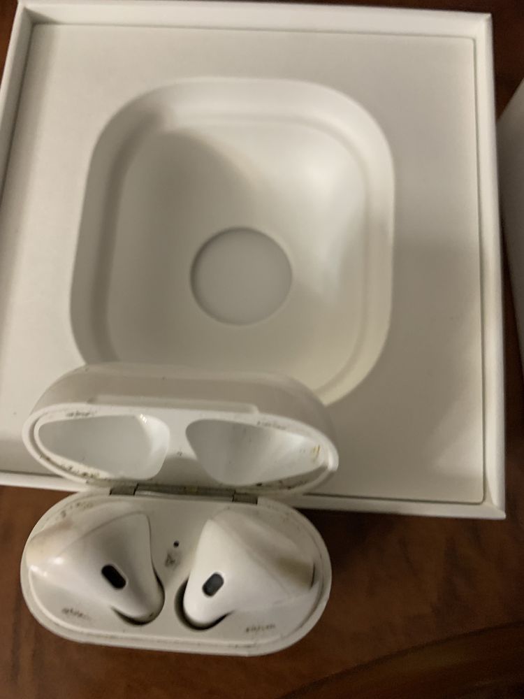 Наушники airpods оригинал с чехлом