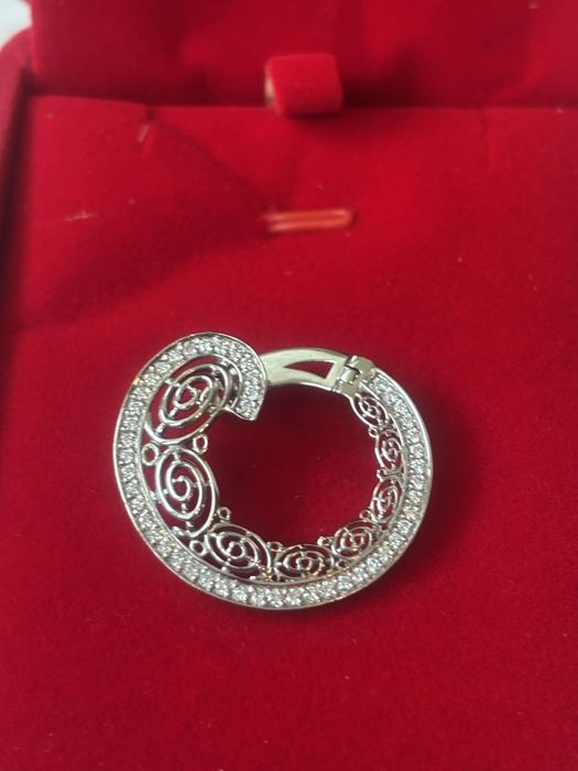 Златни обеци 18К с 96 диаманта