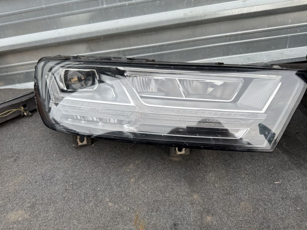 Ляв Десен фар 4M0941033 Full Led за Audi Q7 2015-19 г. Фарове оригинал