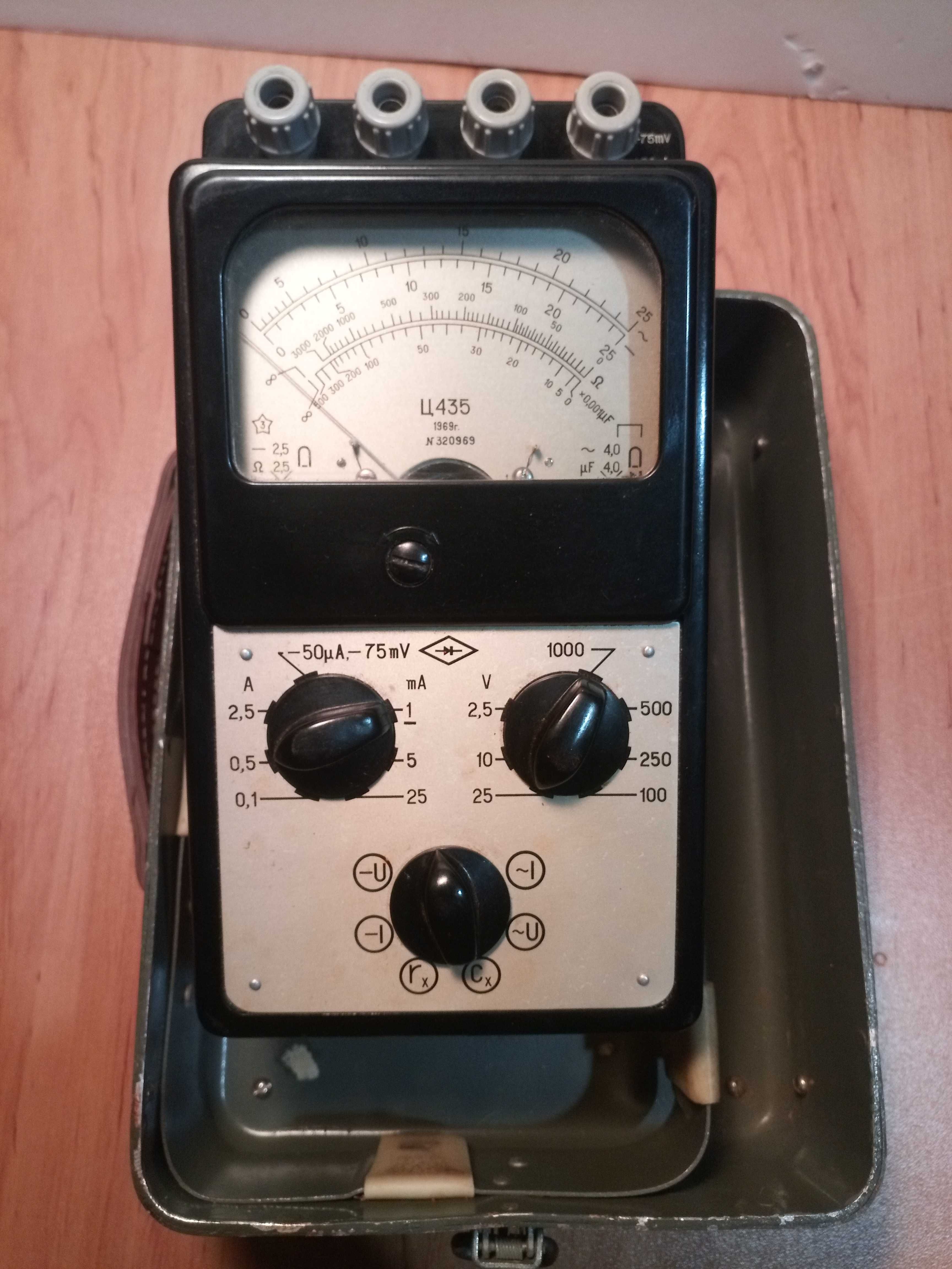 Продавам съветски аналогов мултицет Ц 435 - 1969 г. отлично състояние