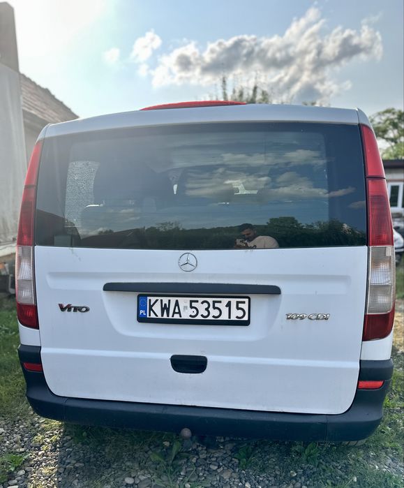 Dezmembrez Mercedes vito 2004