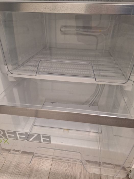 Congelator Midea, 85 l, 3 sertare, clasa E, alb