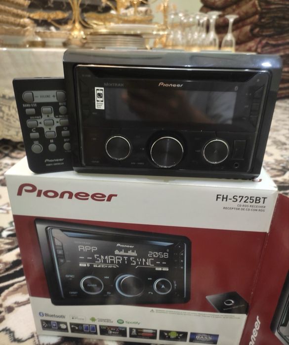 Pioneer FH 725 Bt