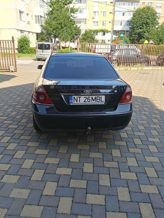 Ford Mondeo Ghia 2004