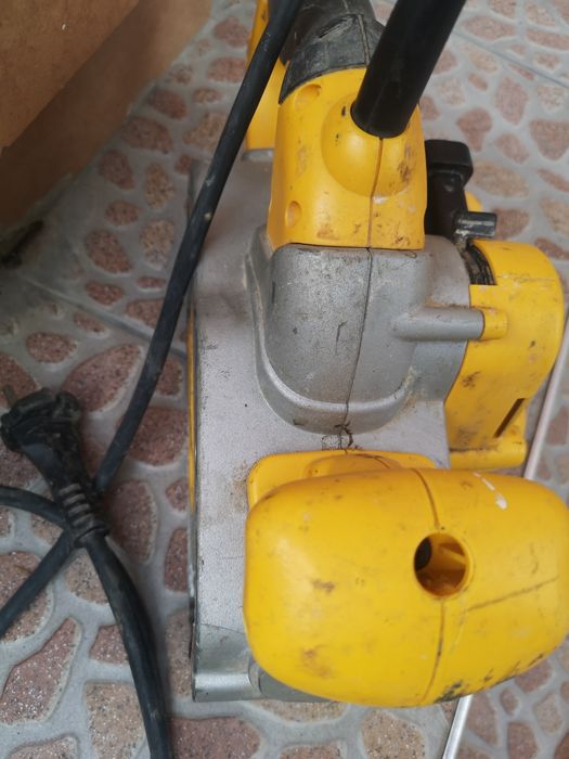 Лентов Вибро ШЛАЙФ De Walt с обороти