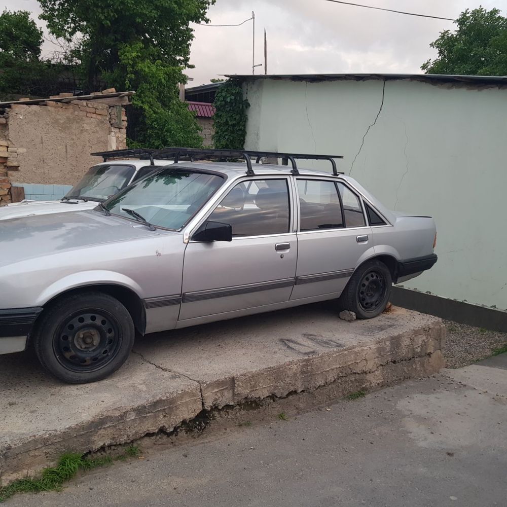 Opel REKORD в хорошем состоянии