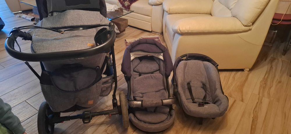 Carucior 3 in 1.