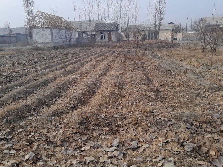 Участка сотилади