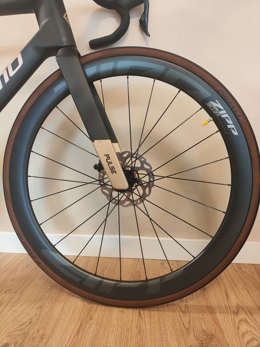 Megamo Pulse  full carbon