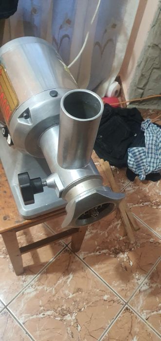 Mașină carne n12 SIRMAN