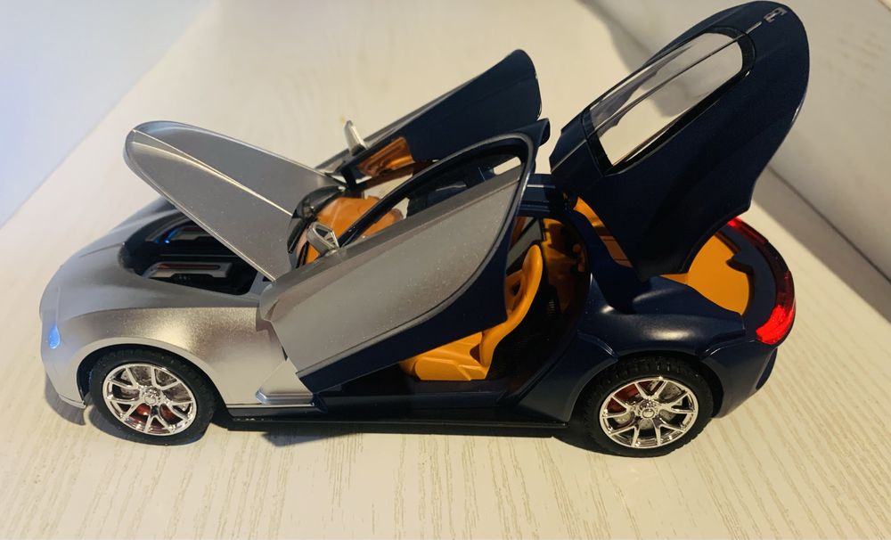 Modelka. Bugatti 1:24 masshtab