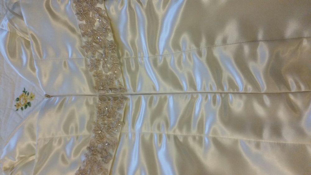 Rochie mireasa cu trena detasabila