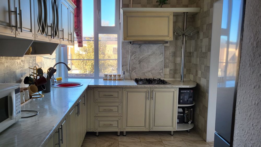 Продам гарнитуру