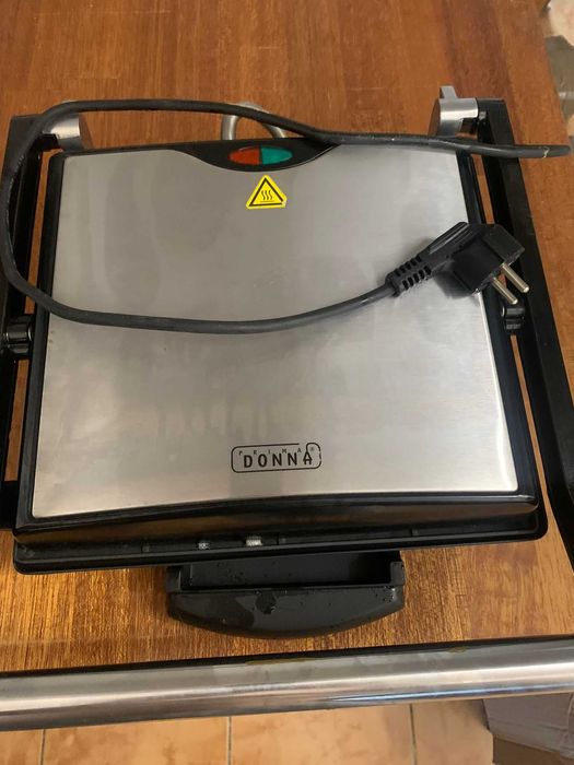 Gratar nou electric