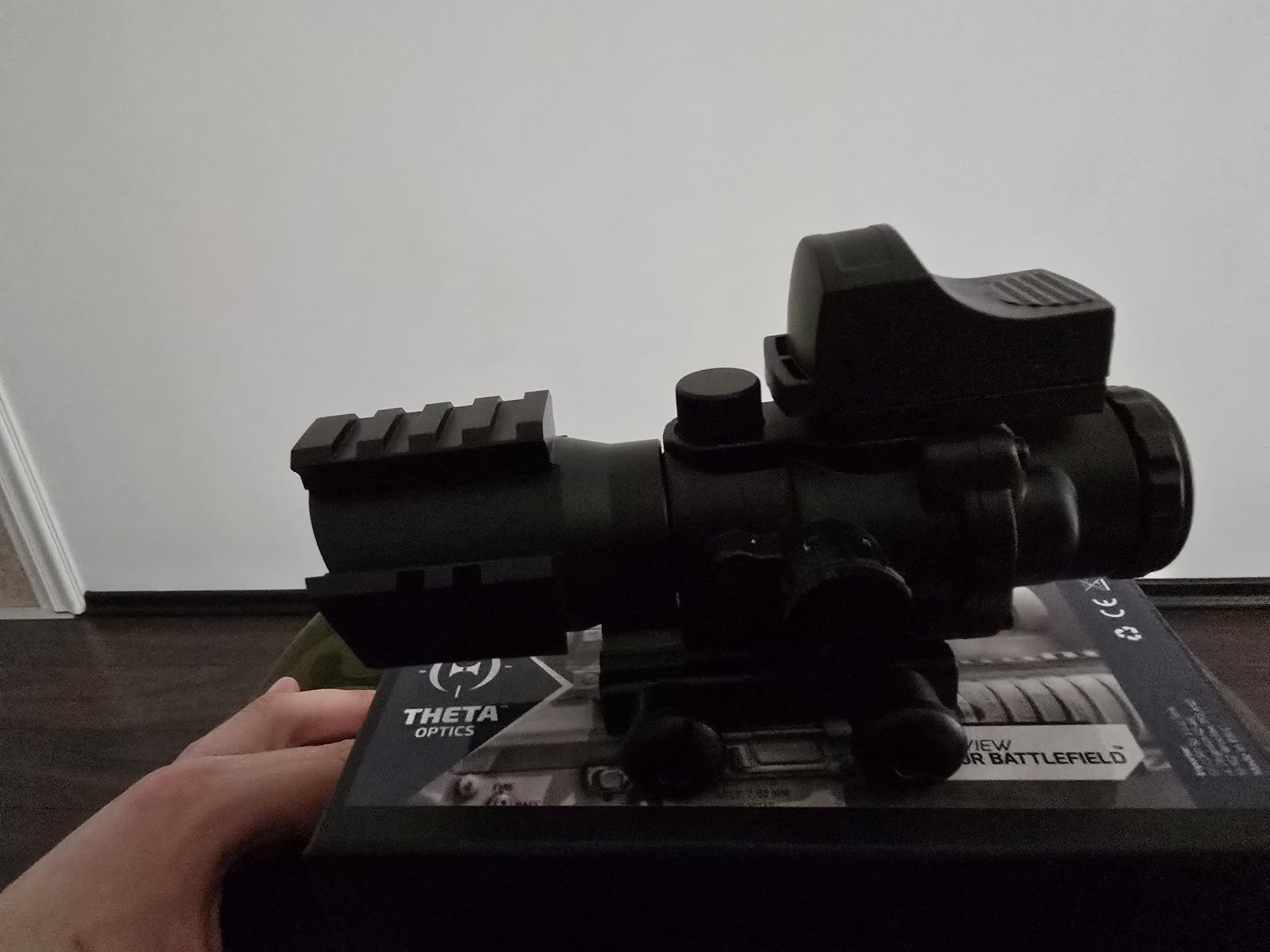 Бързомер + Оптика Theta Optics Rhino