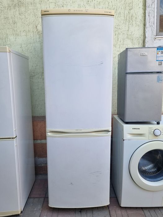 Холодильник LG...