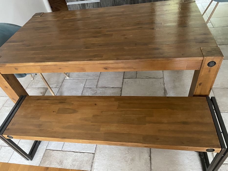 Masa de lemn cu bancuta de familie, industrial design