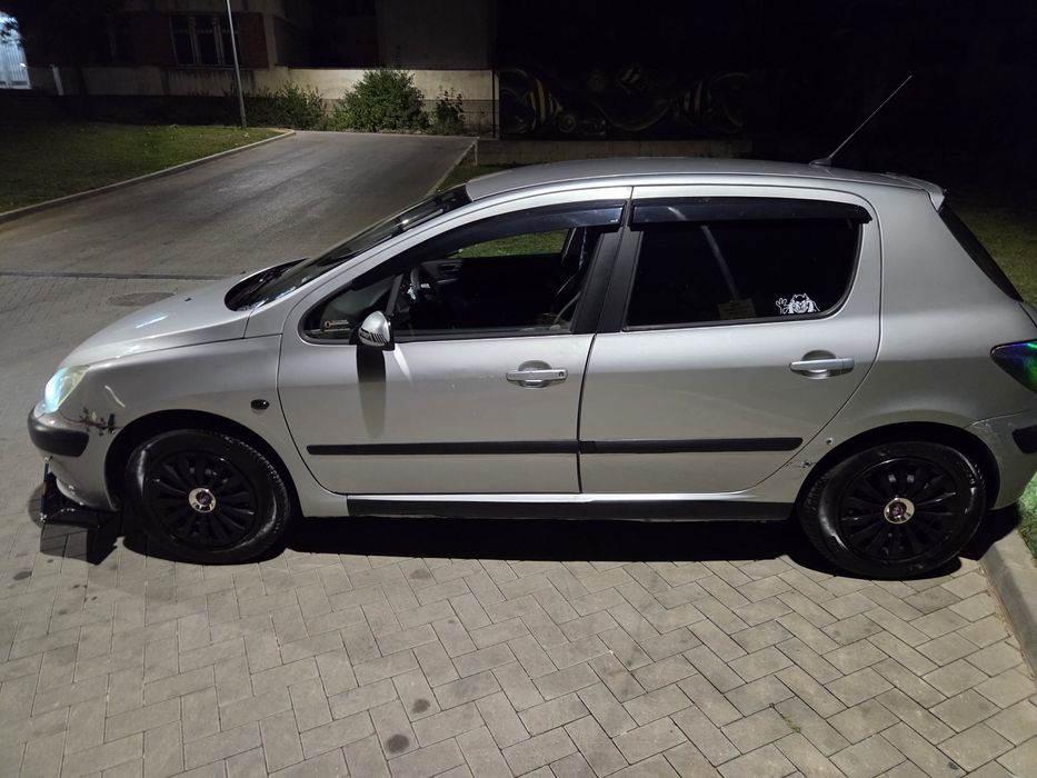 Peugeot 307 1.6  бензин